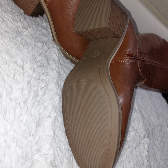 Universal Thread Heeled Riding Boots - Picture 3 of 3